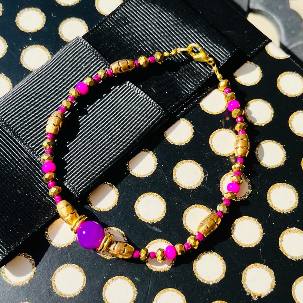 Magenta and gold Bracelet